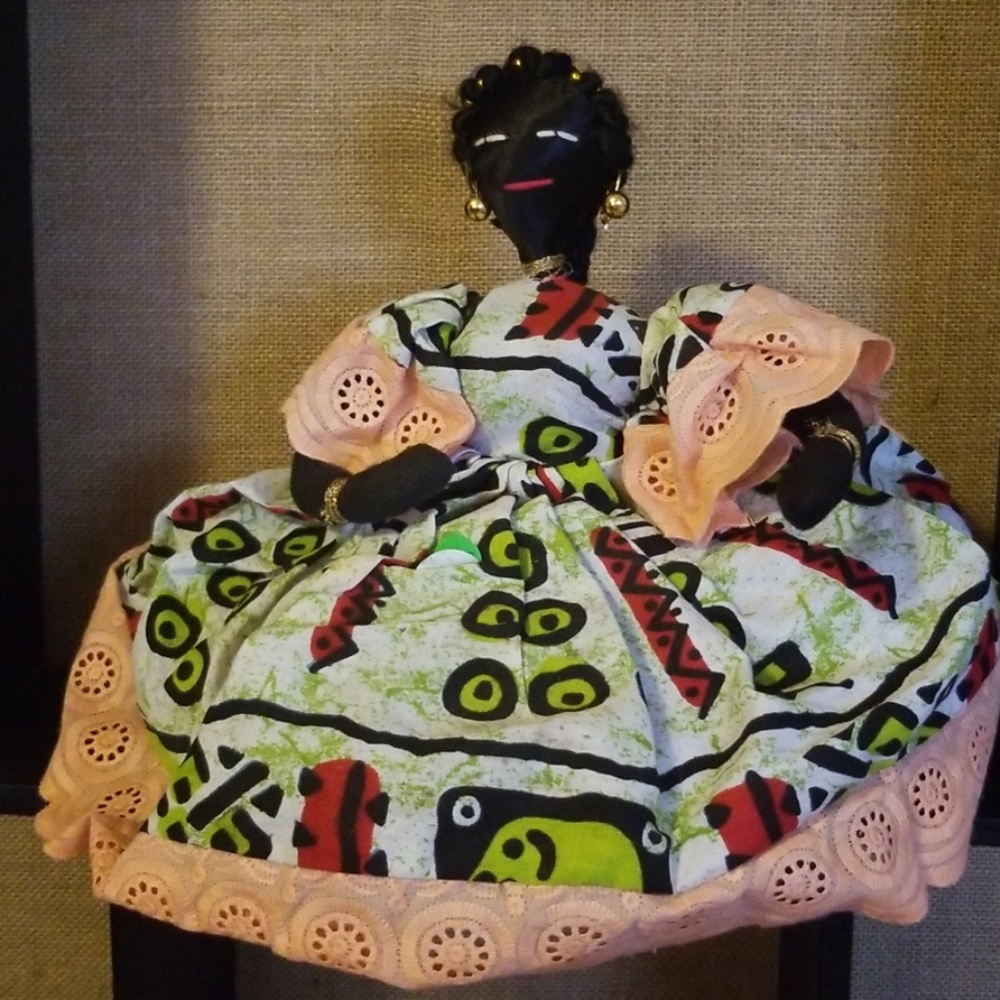 AFRICA PILLOW DOLL